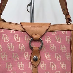 Dooney & Bourke bag